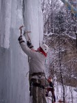 Jizersk ledopdy: Zimn Horokola CK Kl - Lezen ledopd, Leton zima ledoborcm peje a ledopdy natkaj do krsnch rozmr.... - fotografie 32