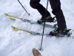 Pr fotek ze ZKLADNHO KURZU SKIALPINISMU, Sobotn praanov nhul si vichni uili dosytosti. Nekuten radost z yovn na nedotench svazch, prost let! Nedln lavinov blok byl dky snhovmu masakru opravdu prvotdn! koda jen toho  - fotografie 3