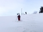 Pr fotek ze ZKLADNHO KURZU SKIALPINISMU, Sobotn praanov nhul si vichni uili dosytosti. Nekuten radost z yovn na nedotench svazch, prost let! Nedln lavinov blok byl dky snhovmu masakru opravdu prvotdn! koda jen toho  - fotografie 30