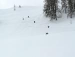 KITZBHL SKIALPARENA, Snhov nez zakonen aurovm poasm a prav alpsk podmnky v kombinaci se skvlou partou. Prost pohoda. - fotografie 85