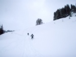 Skialpy v Kitz arn, Jarn akce s mlhou, aurem, oteplenm a i ochlazenm. Vysok lavinov riziko (stupe IV) a disciplinovan parta + vborn lyai. No prost Skialpov nhul. - fotografie 46