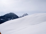 Skialpy v Kitz arn, Jarn akce s mlhou, aurem, oteplenm a i ochlazenm. Vysok lavinov riziko (stupe IV) a disciplinovan parta + vborn lyai. No prost Skialpov nhul. - fotografie 82