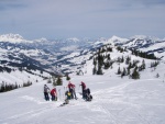 Skialpy v Kitz arn, Jarn akce s mlhou, aurem, oteplenm a i ochlazenm. Vysok lavinov riziko (stupe IV) a disciplinovan parta + vborn lyai. No prost Skialpov nhul. - fotografie 126