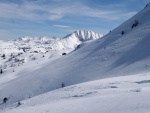 Skialpy v Kitz arn, Jarn akce s mlhou, aurem, oteplenm a i ochlazenm. Vysok lavinov riziko (stupe IV) a disciplinovan parta + vborn lyai. No prost Skialpov nhul. - fotografie 143