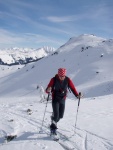 Skialpy v Kitz arn, Jarn akce s mlhou, aurem, oteplenm a i ochlazenm. Vysok lavinov riziko (stupe IV) a disciplinovan parta + vborn lyai. No prost Skialpov nhul. - fotografie 150