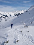 Skialpy v Kitz arn, Jarn akce s mlhou, aurem, oteplenm a i ochlazenm. Vysok lavinov riziko (stupe IV) a disciplinovan parta + vborn lyai. No prost Skialpov nhul. - fotografie 151