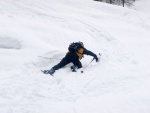 Skialpy v Kitz arn, Jarn akce s mlhou, aurem, oteplenm a i ochlazenm. Vysok lavinov riziko (stupe IV) a disciplinovan parta + vborn lyai. No prost Skialpov nhul. - fotografie 229