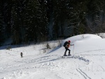 Pr fotek ze SKIALPOVHO ZKLADNHO KURZU, Vynikajc snhov podmnky, slunce, praan, nabit program.. prost ndhra. To muste zkusit! - fotografie 120