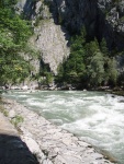 SALZA a ENNS - RAFTING A YUKONY, Oblben akce na dvou ndhernch ekch. Tentokrt si vichni uili slunko a celkovou pohodu. - fotografie 86