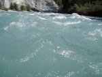 SWISS RAFTING 2009 - to nejlep z raftingu ve vcarsku, Poas, voda a parta super. - fotografie 31