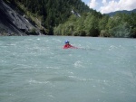 SWISS RAFTING 2009 - to nejlepší z raftingu ve Švýcarsku, Počasí, voda a parta super. - fotografie 36