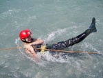SWISS RAFTING 2009 - to nejlep z raftingu ve vcarsku, Poas, voda a parta super. - fotografie 37