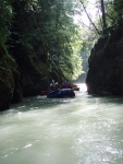 SWISS RAFTING 2009 - to nejlep z raftingu ve vcarsku, Poas, voda a parta super. - fotografie 114