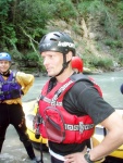 SWISS RAFTING 2009 - to nejlep z raftingu ve vcarsku, Poas, voda a parta super. - fotografie 125