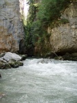 SWISS RAFTING 2009 - to nejlep z raftingu ve vcarsku, Poas, voda a parta super. - fotografie 144