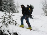 Pr fotek ze Zkladnho kurzu SKIALPINISMU, Konen jsou opt skvl podmnky pro tento ndhern sport: spousty praanu, drobn snen, tmov pohoda, vborn podmnky pro lavinov blok, no prost luxus! A to osobn zlepen u vech pi jzd  - fotografie 31