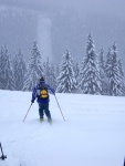 Pr fotek ze Zkladnho kurzu SKIALPINISMU, Konen jsou opt skvl podmnky pro tento ndhern sport: spousty praanu, drobn snen, tmov pohoda, vborn podmnky pro lavinov blok, no prost luxus! A to osobn zlepen u vech pi jzd  - fotografie 66