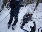 Pr fotek ze Zkladnho kurzu SKIALPINISMU, Konen jsou opt skvl podmnky pro tento ndhern sport: spousty praanu, drobn snen, tmov pohoda, vborn podmnky pro lavinov blok, no prost luxus! A to osobn zlepen u vech pi jzd  - fotografie 100