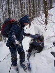 Pr fotek ze Zkladnho kurzu SKIALPINISMU, Konen jsou opt skvl podmnky pro tento ndhern sport: spousty praanu, drobn snen, tmov pohoda, vborn podmnky pro lavinov blok, no prost luxus! A to osobn zlepen u vech pi jzd  - fotografie 101