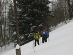 Fotky z poslednho lednovho skialp kurzu, Krakono konen dostal rozum a seslal bohatou praanovou nadlku. V sobotu doslova snhov masakr a v nedli super podmnky pro lavinov blok... - fotografie 11