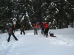 Fotky z poslednho lednovho skialp kurzu, Krakono konen dostal rozum a seslal bohatou praanovou nadlku. V sobotu doslova snhov masakr a v nedli super podmnky pro lavinov blok... - fotografie 43