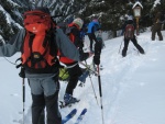 Fotky z poslednho lednovho skialp kurzu, Krakono konen dostal rozum a seslal bohatou praanovou nadlku. V sobotu doslova snhov masakr a v nedli super podmnky pro lavinov blok... - fotografie 44