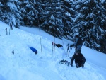 Fotky z poslednho lednovho skialp kurzu, Krakono konen dostal rozum a seslal bohatou praanovou nadlku. V sobotu doslova snhov masakr a v nedli super podmnky pro lavinov blok... - fotografie 112