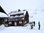 DO SRDCE NZKCH TAUR, Ndhern oblast, vivn poas a lavinovka na hran... a k tomu naprosto skvl atmosfra chaty u Giglachsee. A vude sam praan, jen kdyby na nj bylo podn vidt. - fotografie 127