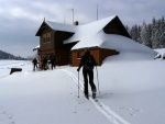 PR FOTEK ZE ZKLADNHO KURZU SKIALPINISMU, Tak takhle m vypadat prav zima. Pardn podmnky v pardn part. Take tu mme zase 9 novch skialpinist.. - fotografie 34