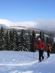 PR FOTEK ZE ZKLADNHO KURZU SKIALPINISMU, Tak takhle m vypadat prav zima. Pardn podmnky v pardn part. Take tu mme zase 9 novch skialpinist.. - fotografie 96