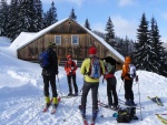 PR FOTEK ZE ZKLADNHO KURZU SKIALPINISMU, Tak takhle m vypadat prav zima. Pardn podmnky v pardn part. Take tu mme zase 9 novch skialpinist.. - fotografie 98