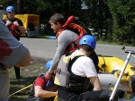 RAFTING NA TATRANSK BEL 2010, Pkn voda, dobr parta, super rafci, prost to nemlo vadu. Richardovi dky za fotky :-) - fotografie 6