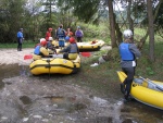 RAFTING NA TATRANSK BEL 2010, Pkn voda, dobr parta, super rafci, prost to nemlo vadu. Richardovi dky za fotky :-) - fotografie 14