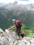 Passo Falzarego 2010, Pardn poas, ideln vyladn forma a lezen veho druhu. Tenikou byl 500 metr dlouh vstup na Prvn pil Tofany.... - fotografie 10