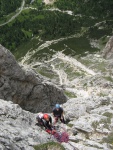 Passo Falzarego 2010, Pardn poas, ideln vyladn forma a lezen veho druhu. Tenikou byl 500 metr dlouh vstup na Prvn pil Tofany.... - fotografie 13