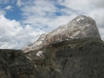 Passo Falzarego 2010, Pardn poas, ideln vyladn forma a lezen veho druhu. Tenikou byl 500 metr dlouh vstup na Prvn pil Tofany.... - fotografie 15