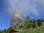 Passo Falzarego 2010, Pardn poas, ideln vyladn forma a lezen veho druhu. Tenikou byl 500 metr dlouh vstup na Prvn pil Tofany.... - fotografie 55