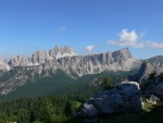 Passo Falzarego 2010, Pardn poas, ideln vyladn forma a lezen veho druhu. Tenikou byl 500 metr dlouh vstup na Prvn pil Tofany.... - fotografie 98