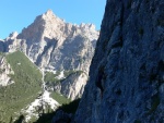 Passo Falzarego 2010, Pardn poas, ideln vyladn forma a lezen veho druhu. Tenikou byl 500 metr dlouh vstup na Prvn pil Tofany.... - fotografie 110