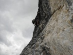 Passo Falzarego 2010, Pardn poas, ideln vyladn forma a lezen veho druhu. Tenikou byl 500 metr dlouh vstup na Prvn pil Tofany.... - fotografie 151