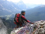Passo Falzarego 2010, Parádní počasí, ideálně vyladěná forma a lezení všeho druhu. Třešničkou byl 500 metrů dlouhý výstup na První pilíř Tofany.... - fotografie 180