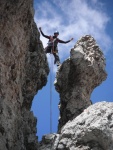 Passo Falzarego 2010, Pardn poas, ideln vyladn forma a lezen veho druhu. Tenikou byl 500 metr dlouh vstup na Prvn pil Tofany.... - fotografie 183