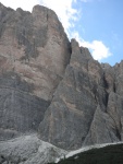 Passo Falzarego 2010, Pardn poas, ideln vyladn forma a lezen veho druhu. Tenikou byl 500 metr dlouh vstup na Prvn pil Tofany.... - fotografie 193