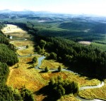 PLOUNICE - vkendov plavba, Tajemn eka se skalnm tunelem meandrujc kousek od Mchova jezera snovou krajinou plnou romatickch zkout... jako by tudy vera proel Mcha... - fotografie 1