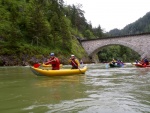 RAFTING NA SKVL SALZE, ڞasn voda a jet lep poas... Nen co dodat, to se mus zat!. - fotografie 9