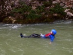 RAFTING NA SKVL SALZE, ڞasn voda a jet lep poas... Nen co dodat, to se mus zat!. - fotografie 116