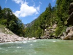 RAFTING NA SKVL SALZE, ڞasn voda a jet lep poas... Nen co dodat, to se mus zat!. - fotografie 729