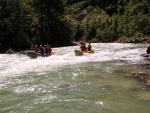 RAFTING NA SKVL SALZE, ڞasn voda a jet lep poas... Nen co dodat, to se mus zat!. - fotografie 754