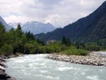 NOCA, krlovna raftingu - Nejlep evropsk rafting na ekch NOCA, Isel a Isarco, Velk parta vodk, s ktermi u jsme lecos proili. Pardn eky, kopec dobr nlady a hejiv italsk slunce.  I vodn stavy byly na jedniku... - fotografie 18