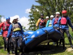 NOCA, krlovna raftingu - Nejlep evropsk rafting na ekch NOCA, Isel a Isarco, Velk parta vodk, s ktermi u jsme lecos proili. Pardn eky, kopec dobr nlady a hejiv italsk slunce.  I vodn stavy byly na jedniku... - fotografie 67